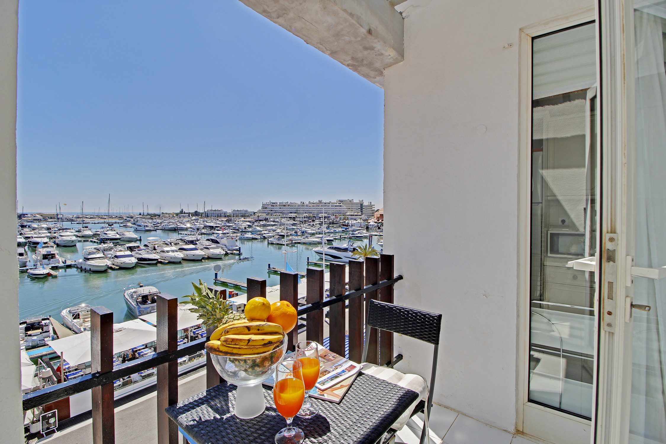 MARINA VIEW APARTMENT
