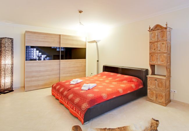 Casa en Vilamoura - WINE VILLA Casa en Vilamoura - WINE VILLA