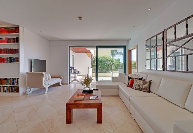 Apartamento em Vilamoura - T2 perto da Marina de Vilamoura - NEWS Apartamento em Vilamoura - T2 perto da Marina de Vilamoura - NEWS