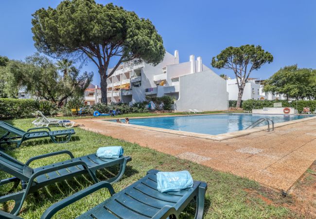 Apartamento em Vilamoura - Apartamento T2 em Vilamoura com Piscina - SUNSHINE
