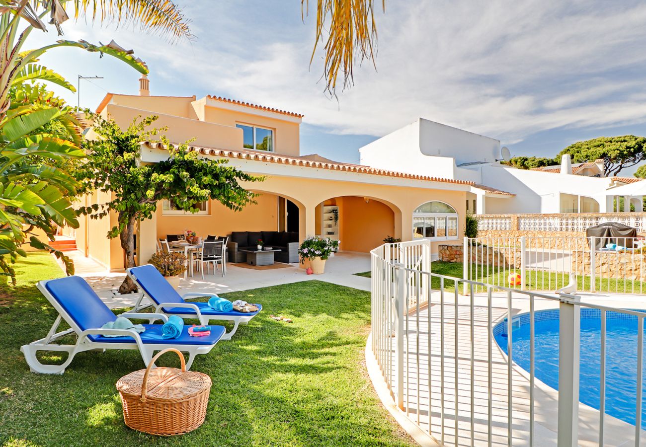 Villa em Vilamoura - CASA HELENA Villa em Vilamoura - CASA HELENA