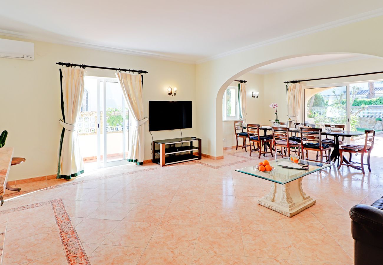 Villa em Vilamoura - CASA HELENA Villa em Vilamoura - CASA HELENA