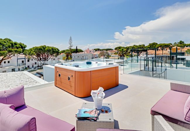 Villa in Vilamoura - ONE SIX VILLA Villa in Vilamoura - ONE SIX VILLA