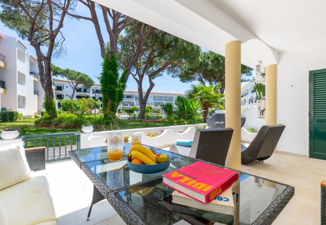  in Vilamoura - LOUNGE GARDEN APARTMENT